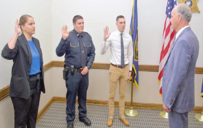 Bossier sheriff welcomes three new deputies
