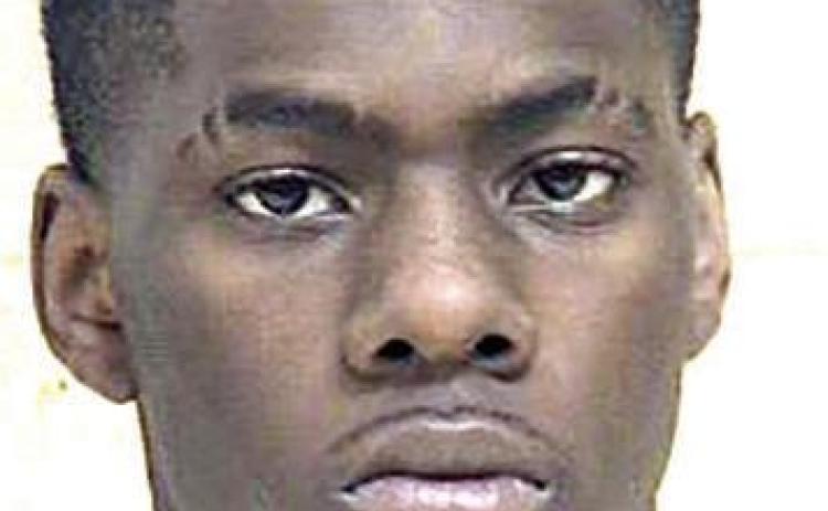 Suspect arrested after fleeing from police