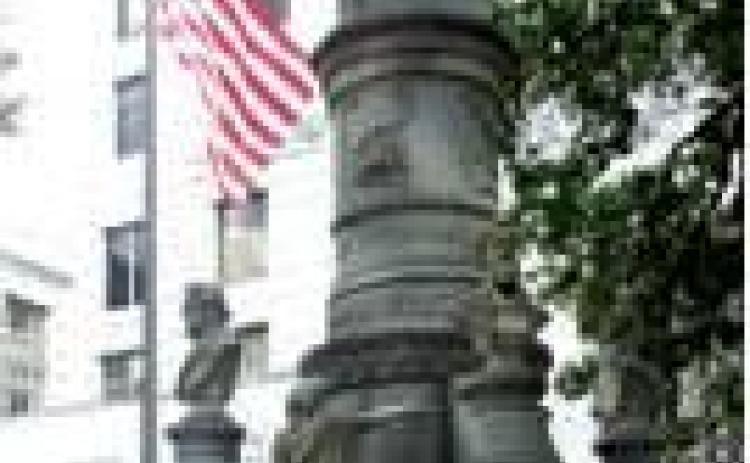 Confederate memorial fight heads back to courthouse