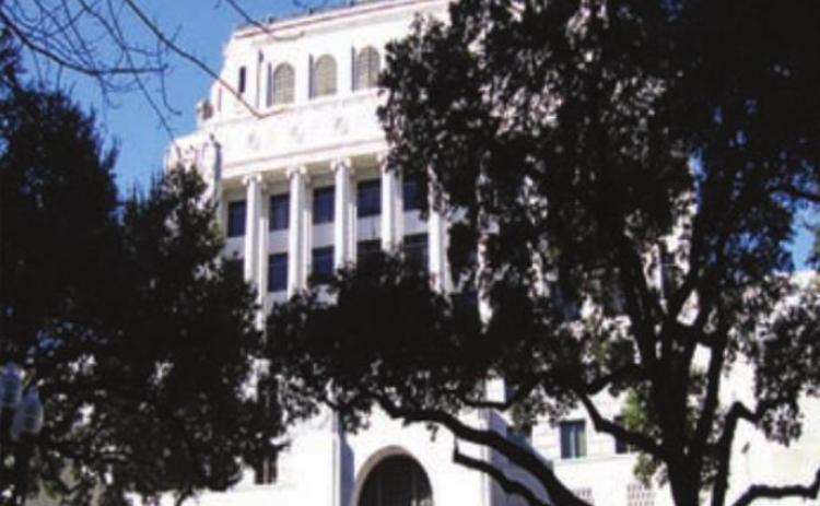What will be economic loss of Caddo Courthouse closing?