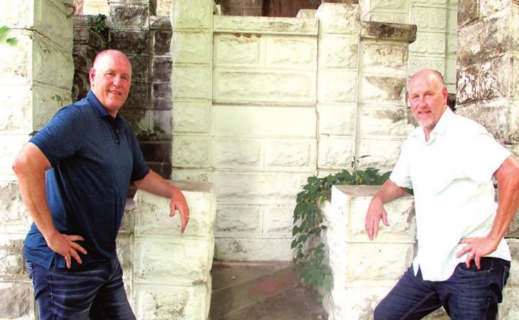 Mark and Mike Mangham blend past, present in photos