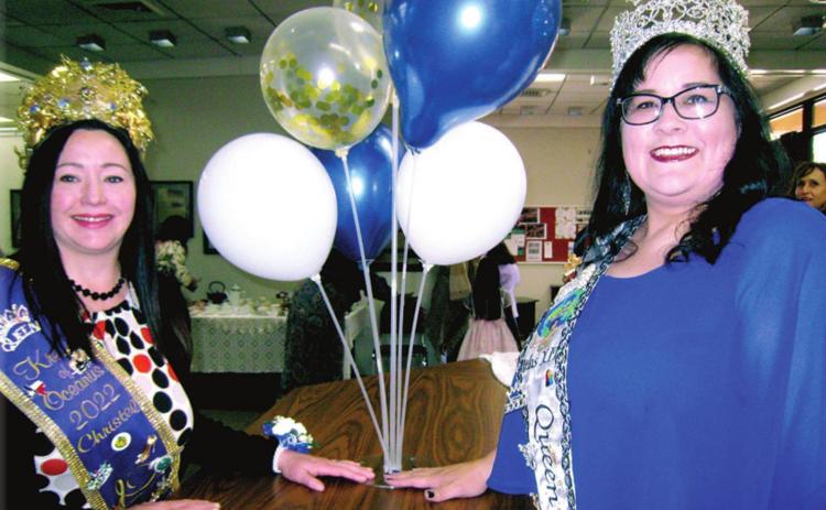 Mardi royals continue celebrating with fancy teas and friendly toasts
