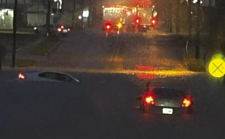EMT rescues women caught in Shreveport flash flood!
