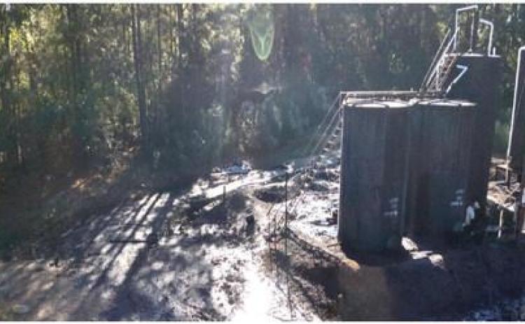 Deputies respond to oil spill