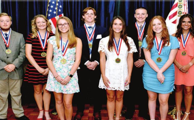 Local veterans’ organization presents $28K in scholarships