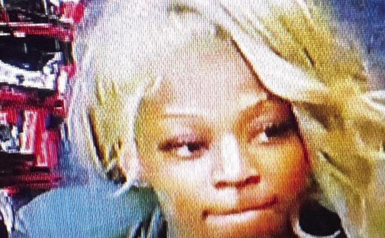 Beauty supply theft suspect sought by police