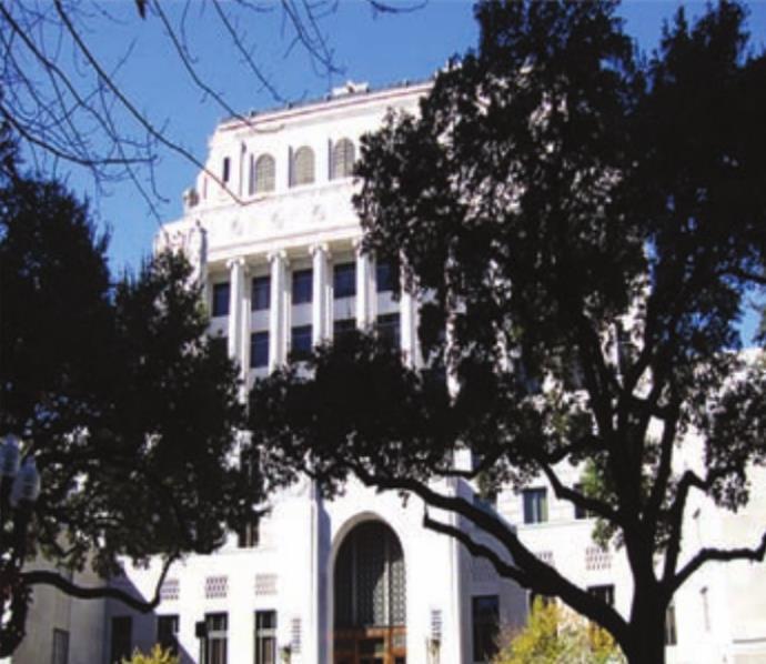 What will be economic loss of Caddo Courthouse closing?