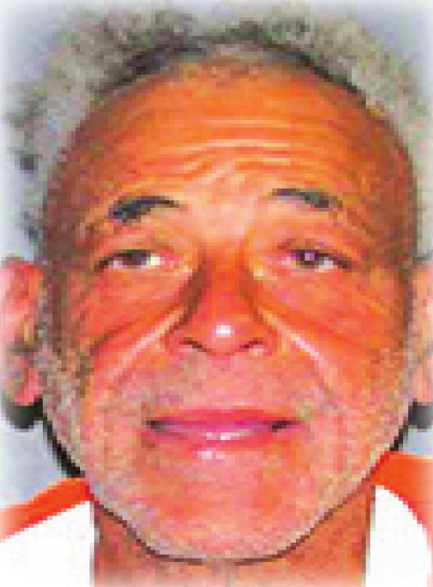 Suspect banned from store threatens police