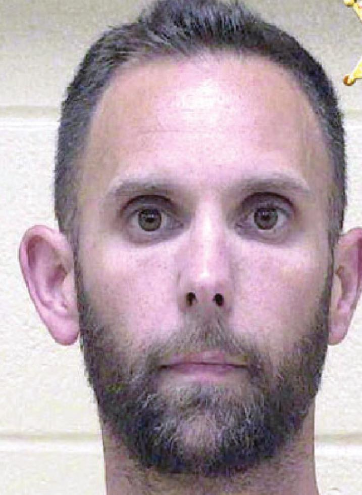 Bossier City man arrested for possessing child porn; female found with meth