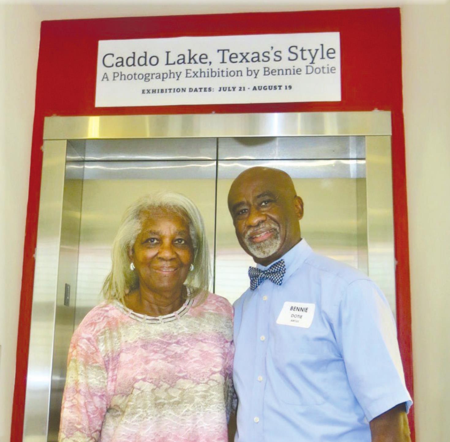 	SHREVEPORT MAYOR ADRIAN PERKINS STOPS BY ARTSTATION FOR A LOOK AT BENNIE DOTIE'S INTERESTING CADDO LAKE PHOTOS