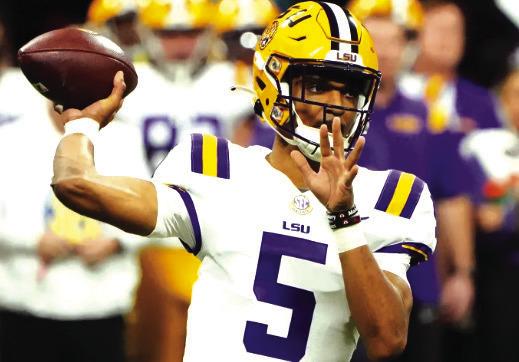 Jayden Daniels makes Heisman statement in 52-35 win over Florida!