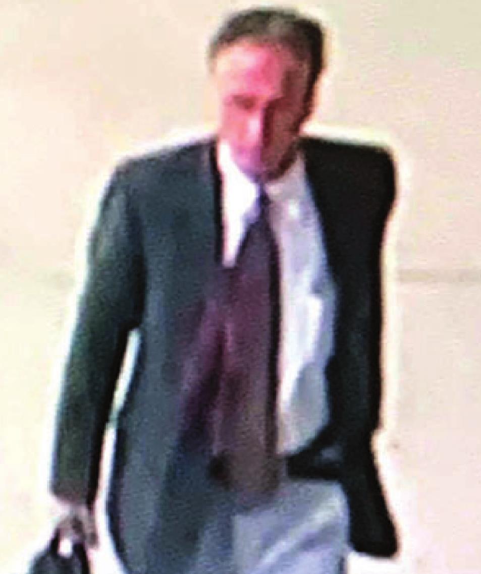 Police seek suspects scamming elderly woman