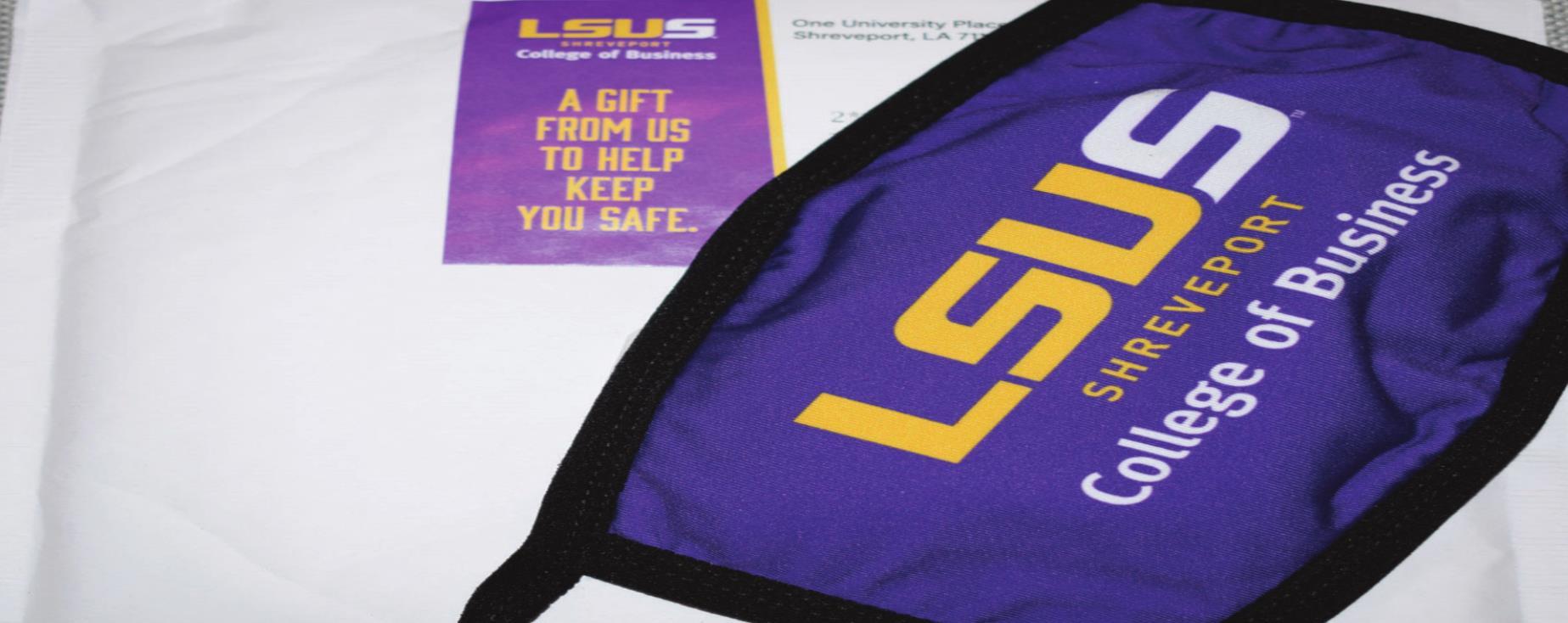 LSUS College of Business provides free masks to students