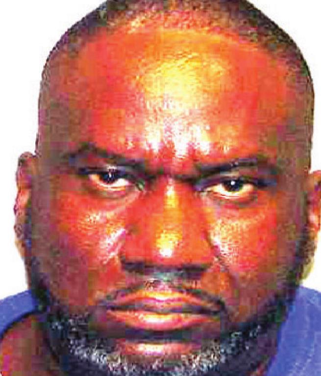 Man arrested on drug, distribution charges