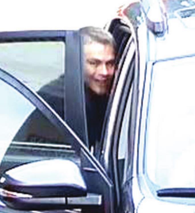 Police seek ID of burglary suspect