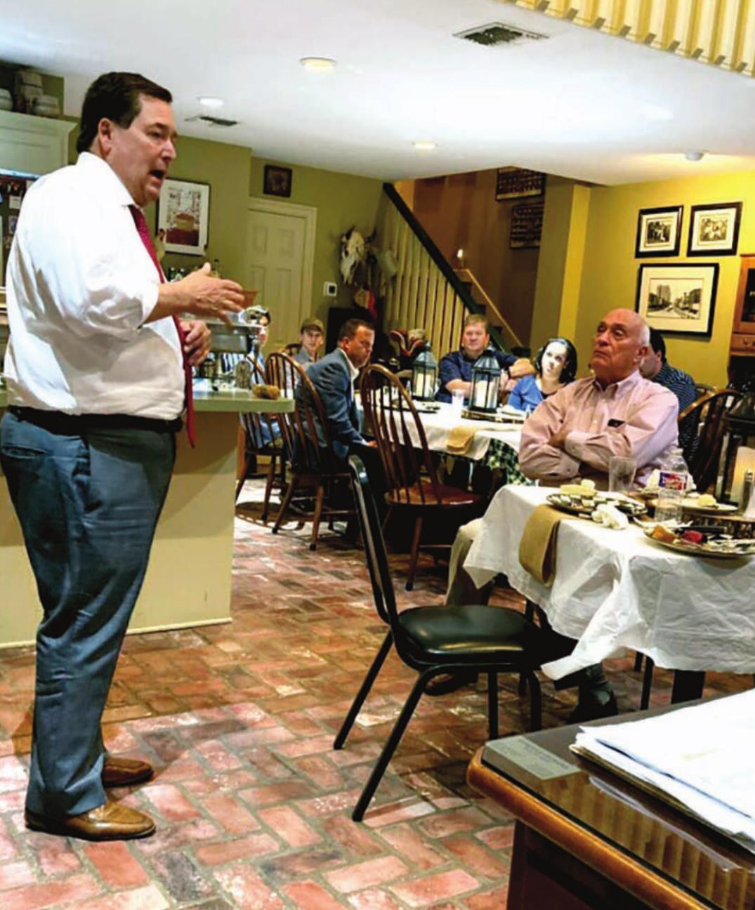 Lt. governor comes to Benton for fireside chat