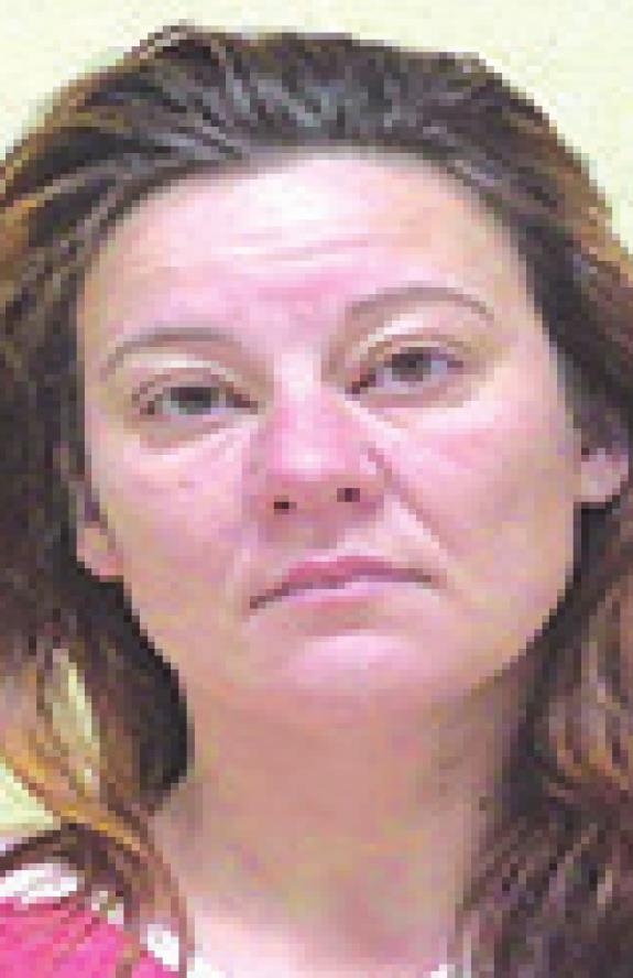 Woman arrested for using tire iron to threaten ex-boyfriend