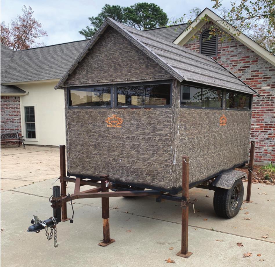 Detectives seek information about stolen deer stand