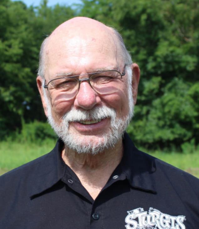 Local high school automotive technology teacher wins 2021 Harbor Freight Tools for Schools Prize for teaching excellence