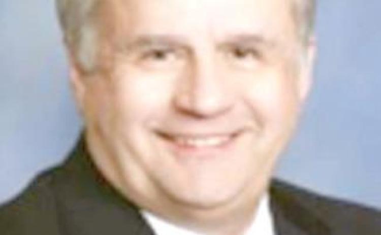 Porn-charged attorney in custody pending review
