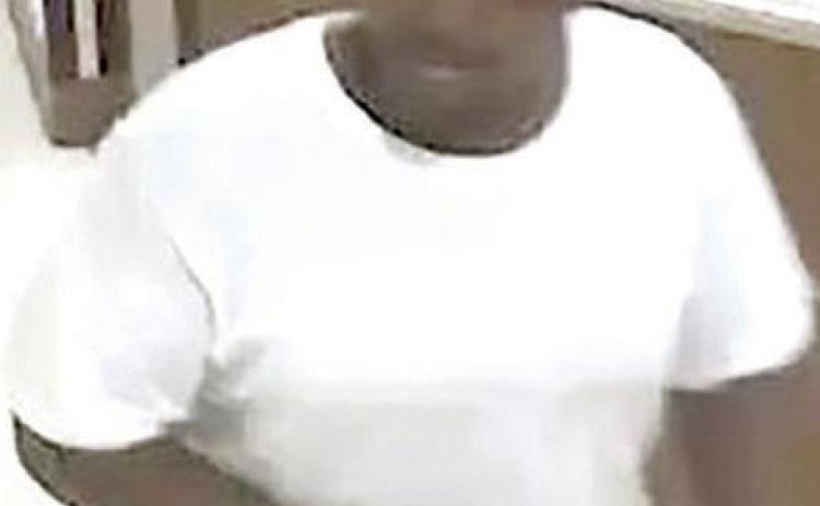 Wallet thieves sought
