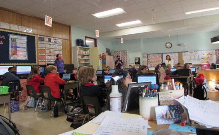 LSUS computer science faculty and students share 'Hour of Code' with Eden Gardens Magnet students