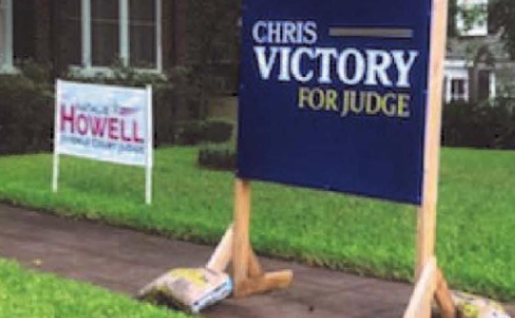 Victory still has illegal signs in residential yards