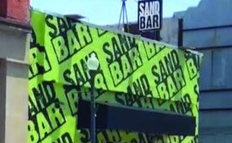 Shreveport City Council is considering pushing back the hours bars can sell alcohol!