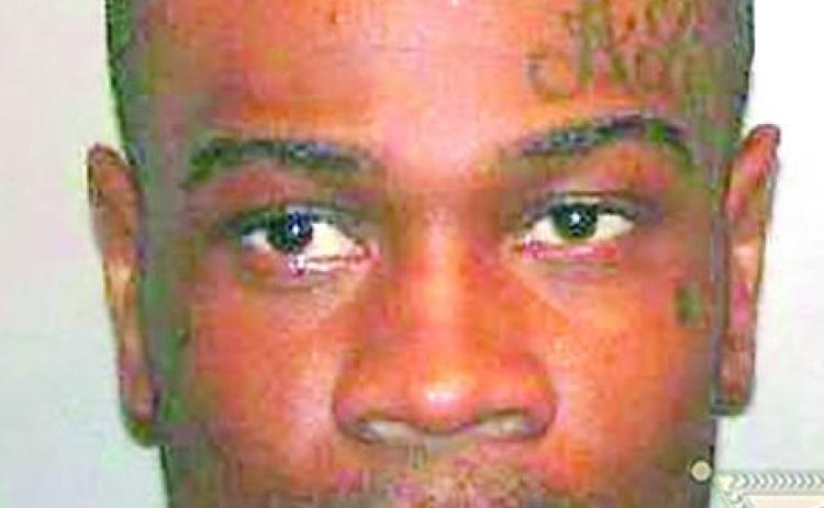 Suspect attacks girlfriend; her father shoots suspect