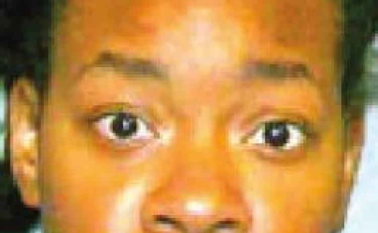 Woman injures man with knife, charged with aggravated assault