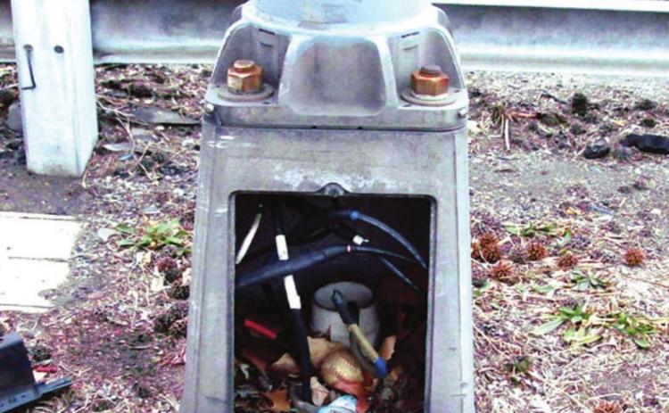 Thieves cannibalize public infrastructure