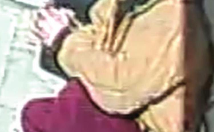 Police seek robbery suspect’s identity