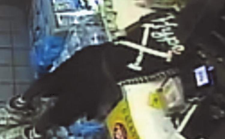 Shreveport police seek ID of armed robbery suspect