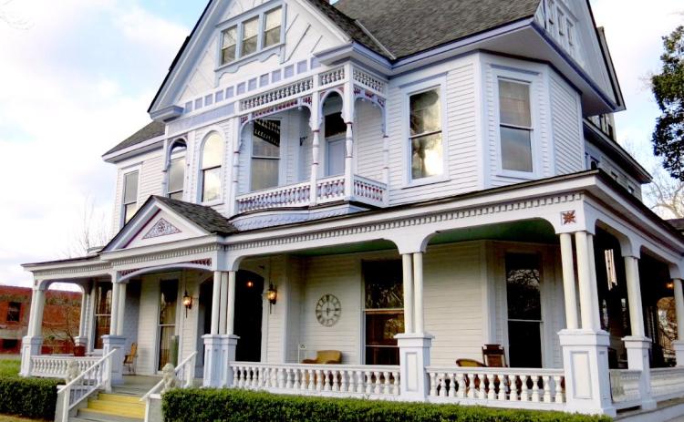 Logan Mansion