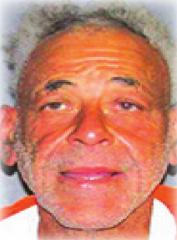 Suspect banned from store threatens police