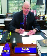Retiring LSUS Chancellor Leaves Lasting Legacy