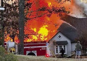 	Fire heavily damages Southern Trace home 
