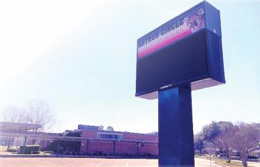 School board hears ideas on use of closed Arthur Circle school property in Broadmoor