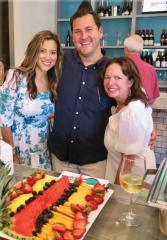 EARLY SUMMER GATHERINGS FEATURE ROYALS, SUMMER WHITES AND 'ARTINIS'