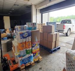 Shreveport Volunteer Network and ReForm Shreveport partner for winter weather donation