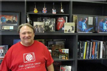 Scott Auer spreads his love of all things music