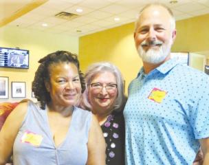 FUN AFFAIR KICKS OFF VOLUNTEER WORK SPACE FOR SRAC'S DEC. 10 CHRISTMAS IN THE SKY, "KISS A FROG"
