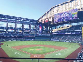 Texas Rangers fall to Seattle Mariners, with your sports reporter in attendance