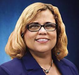 Leisa Woolfolk Takes a Dive Into Her Personal Path of Education!