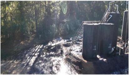Deputies respond to oil spill